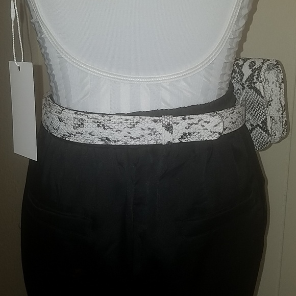 Faux Leather Snakeskin Belt Bag - Picture 6 of 8